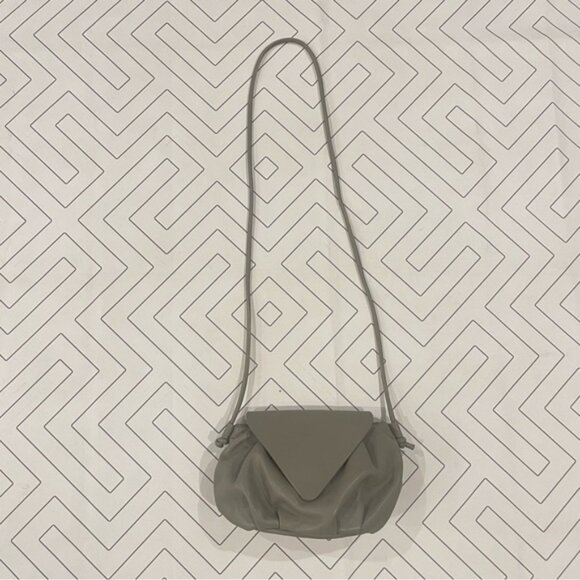 Mango Small Green Crossbody Purse - Picture 1 of 10